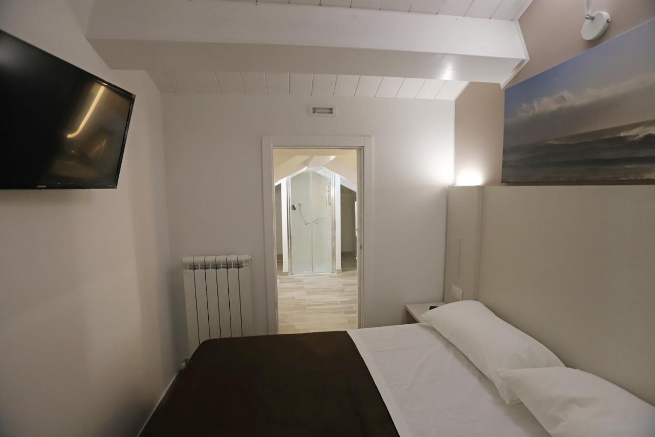 Orchidea Rooms & Suites Civitanova Marche Exterior photo