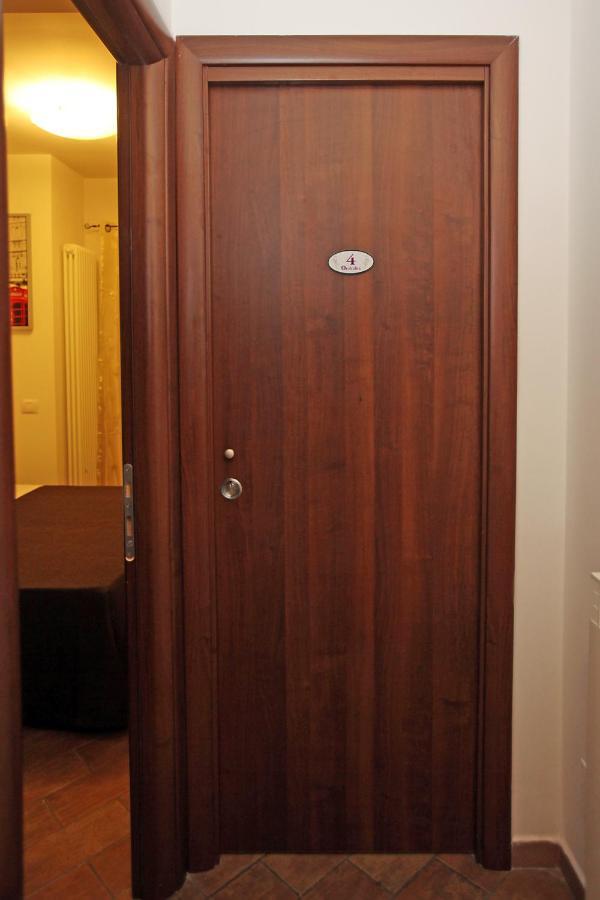 Orchidea Rooms & Suites Civitanova Marche Exterior photo